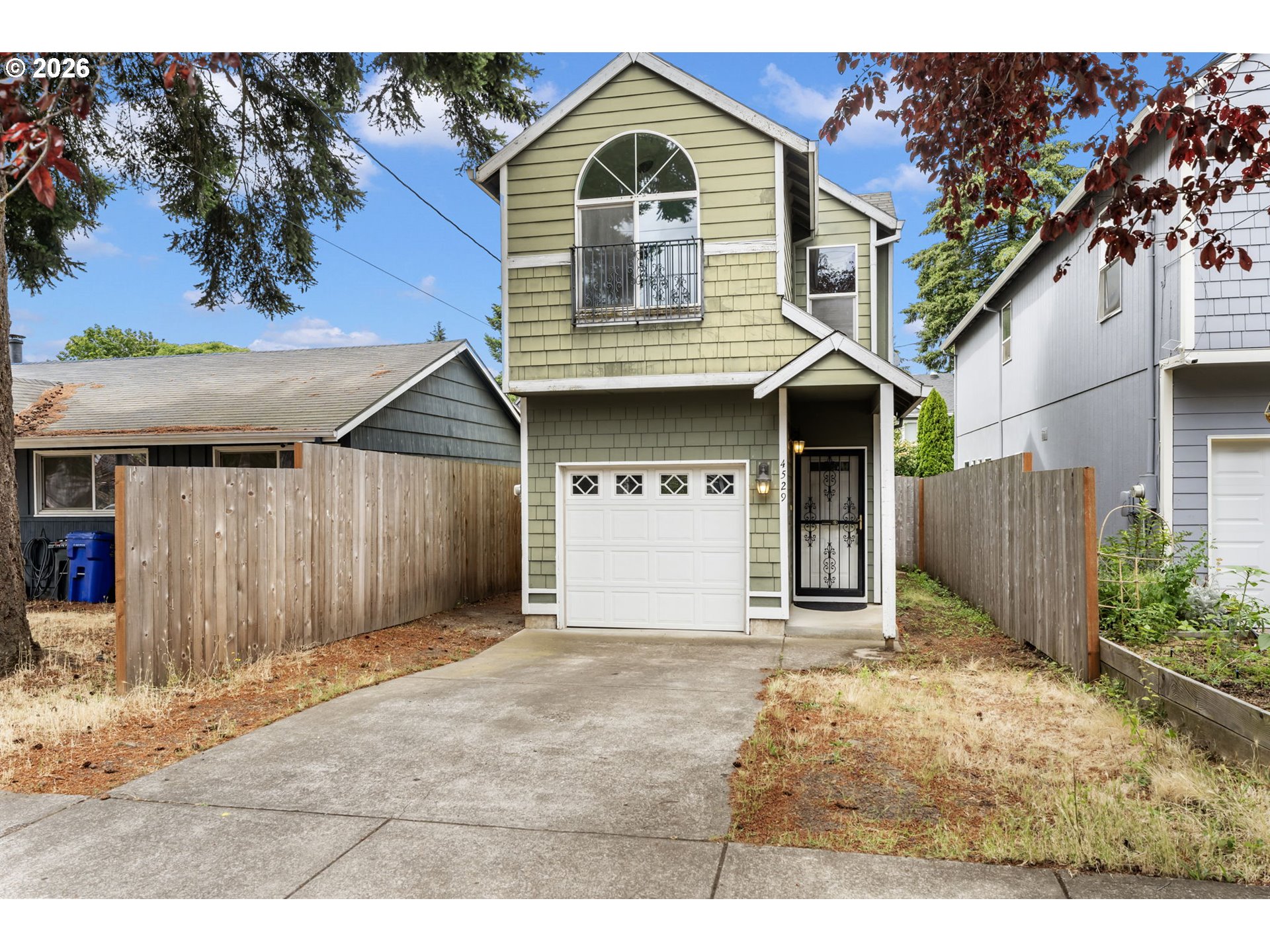 4529 Southeast Rural Street Portland, OR 97206 - Photo 2 of 32