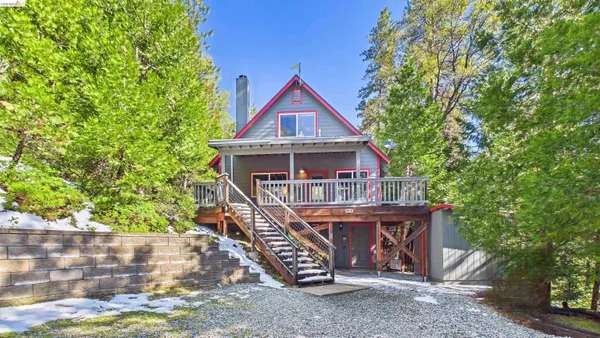 $369,000 | 26570 Crystal Road, Long Barn, CA 95335
