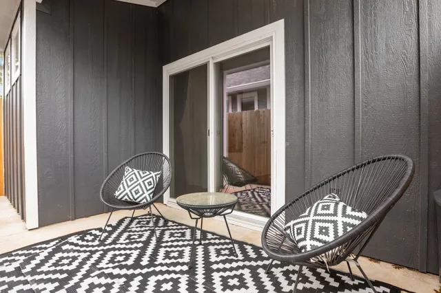 $345,000 | 1003 Friendship Lane, Unit 301, Fredericksburg, TX 78624