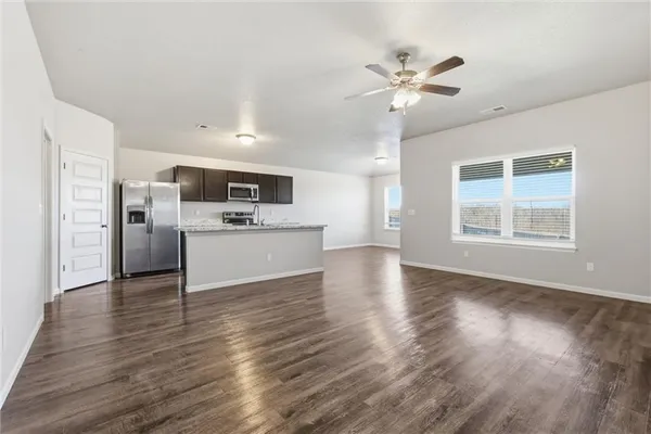 $342,500 | 21826 South Franklin Street, Spring Hill, KS 66083