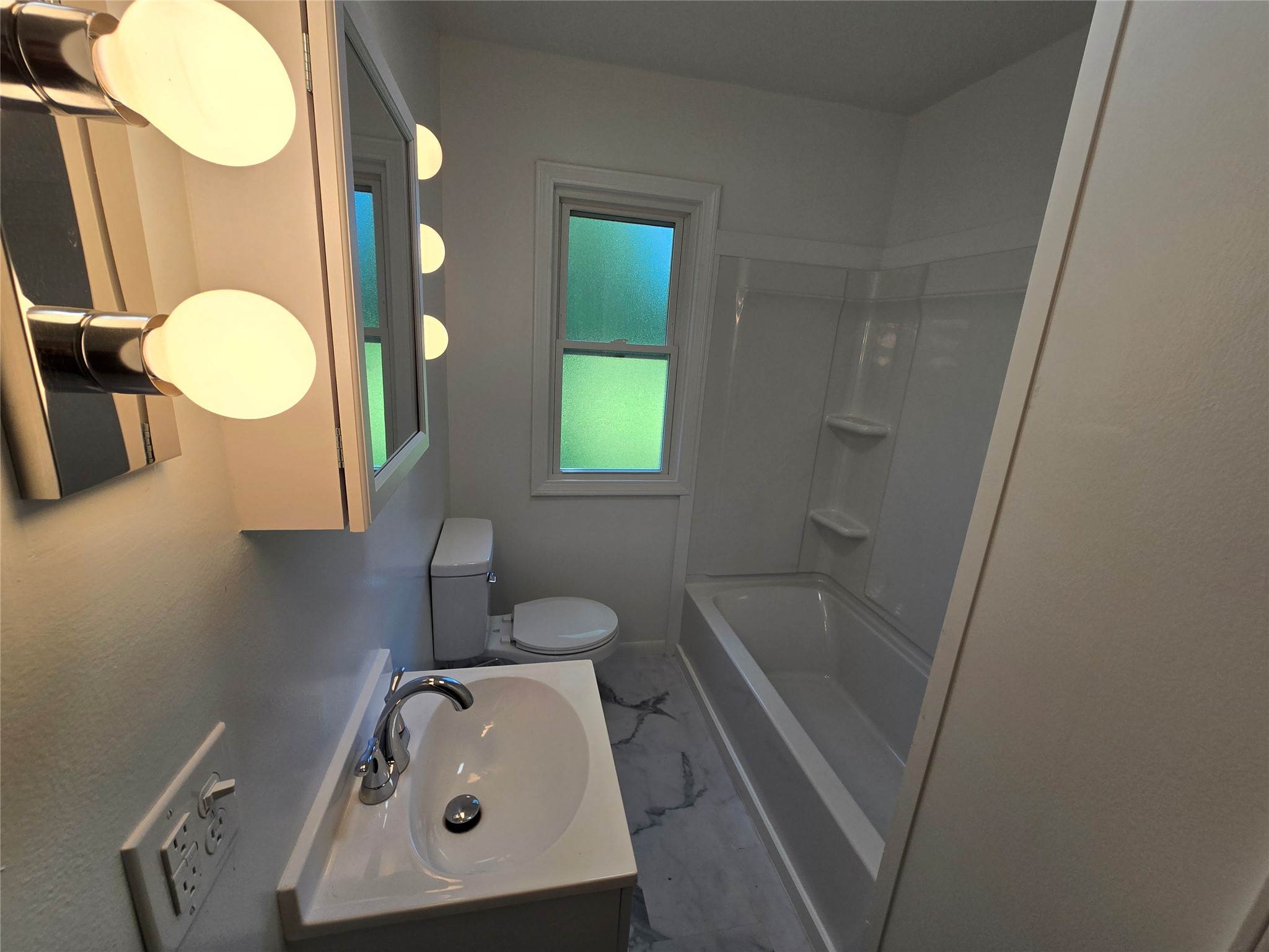 5002 Grubb Road Erie, PA 16506 - Photo 11 of 20 Bathroom
