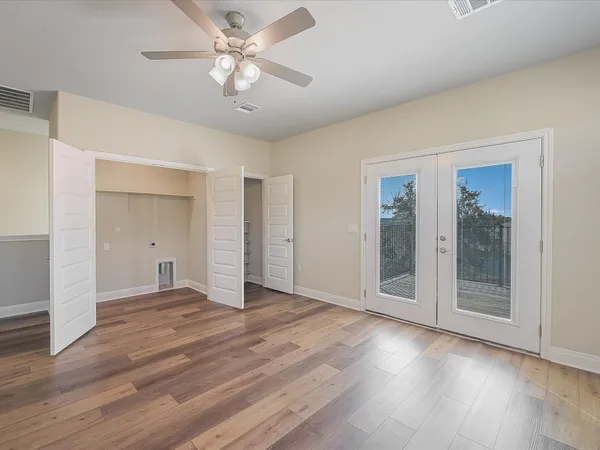 $2,200 | 3203 Burnside Circle, Lago Vista, TX 78645