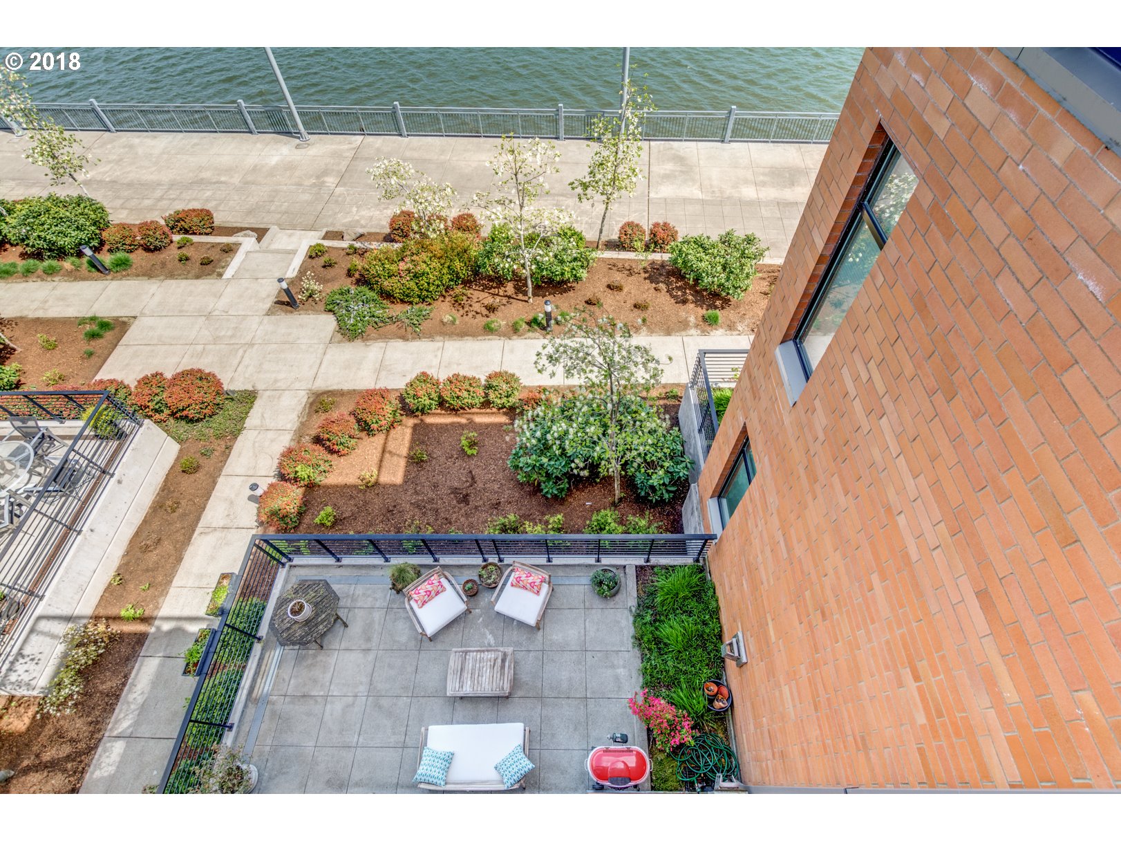 1662 Northwest Riverscape Street Portland, OR 97209 - Photo 23 of 32 Gallery Image 23