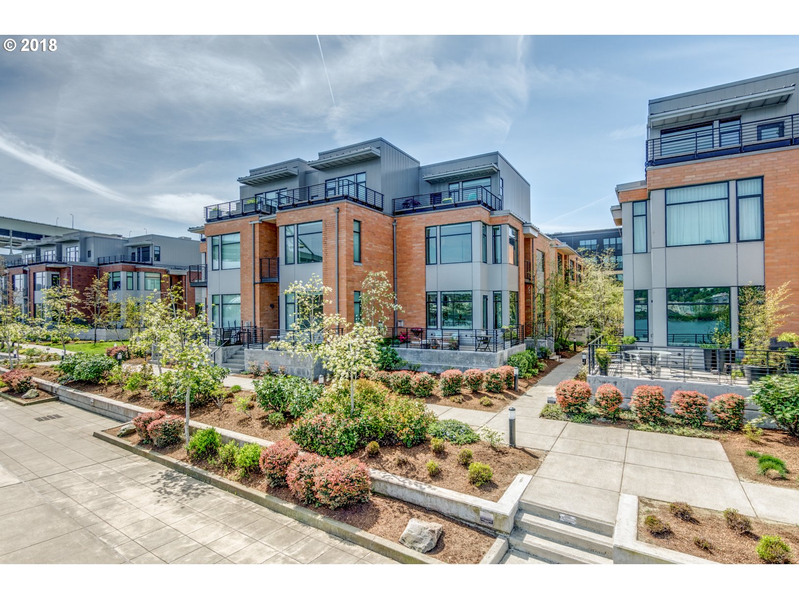 1662 Northwest Riverscape Street Portland, OR 97209 - Photo 30 of 32 Gallery Image 30