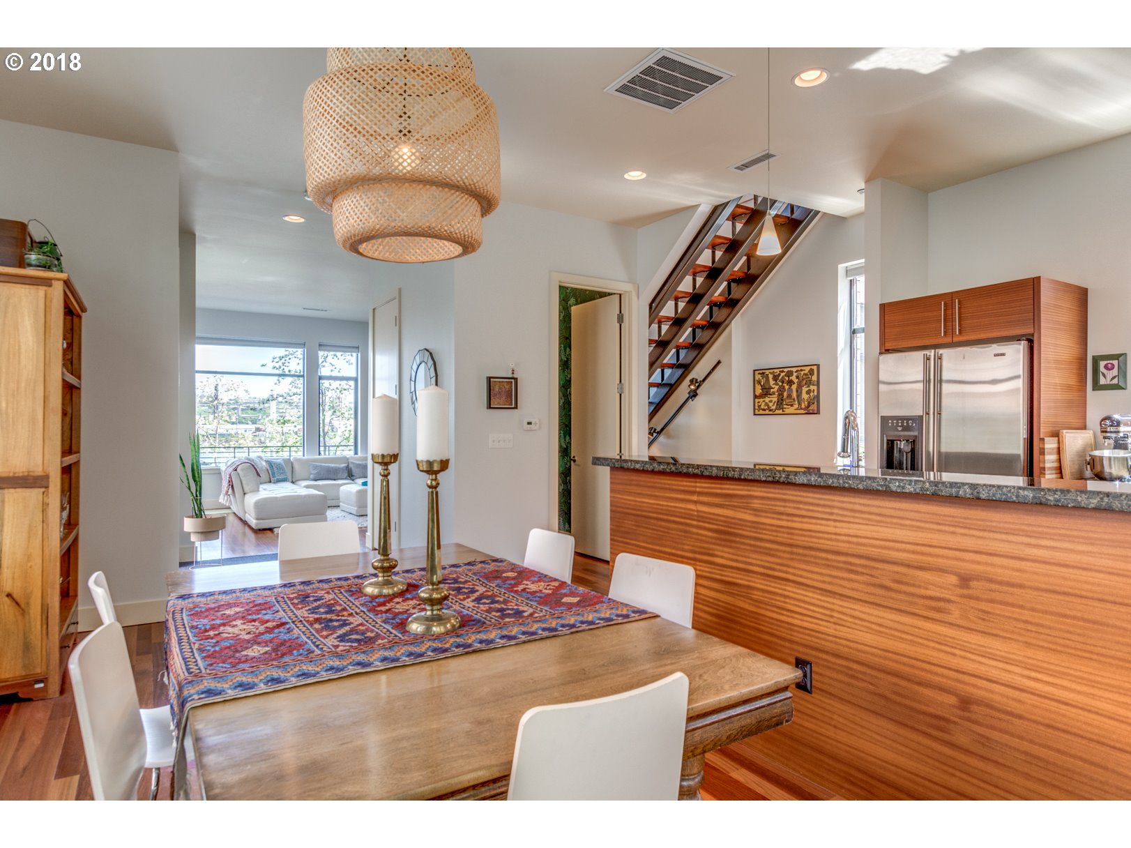 1662 Northwest Riverscape Street Portland, OR 97209 - Photo 10 of 32 Gallery Image 10