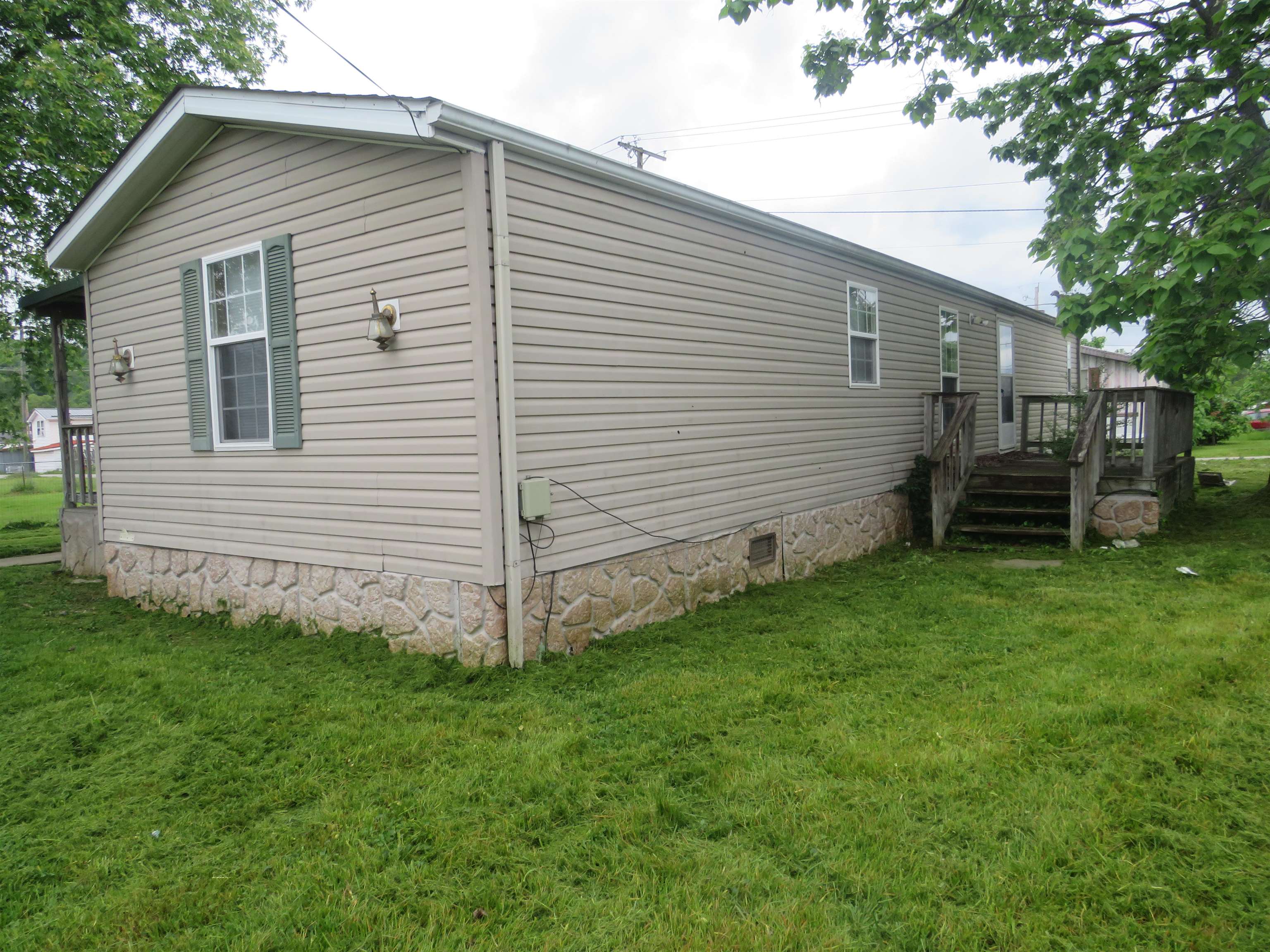 314 East 4th Street Grayson, KY 41143 - Photo 3 of 15