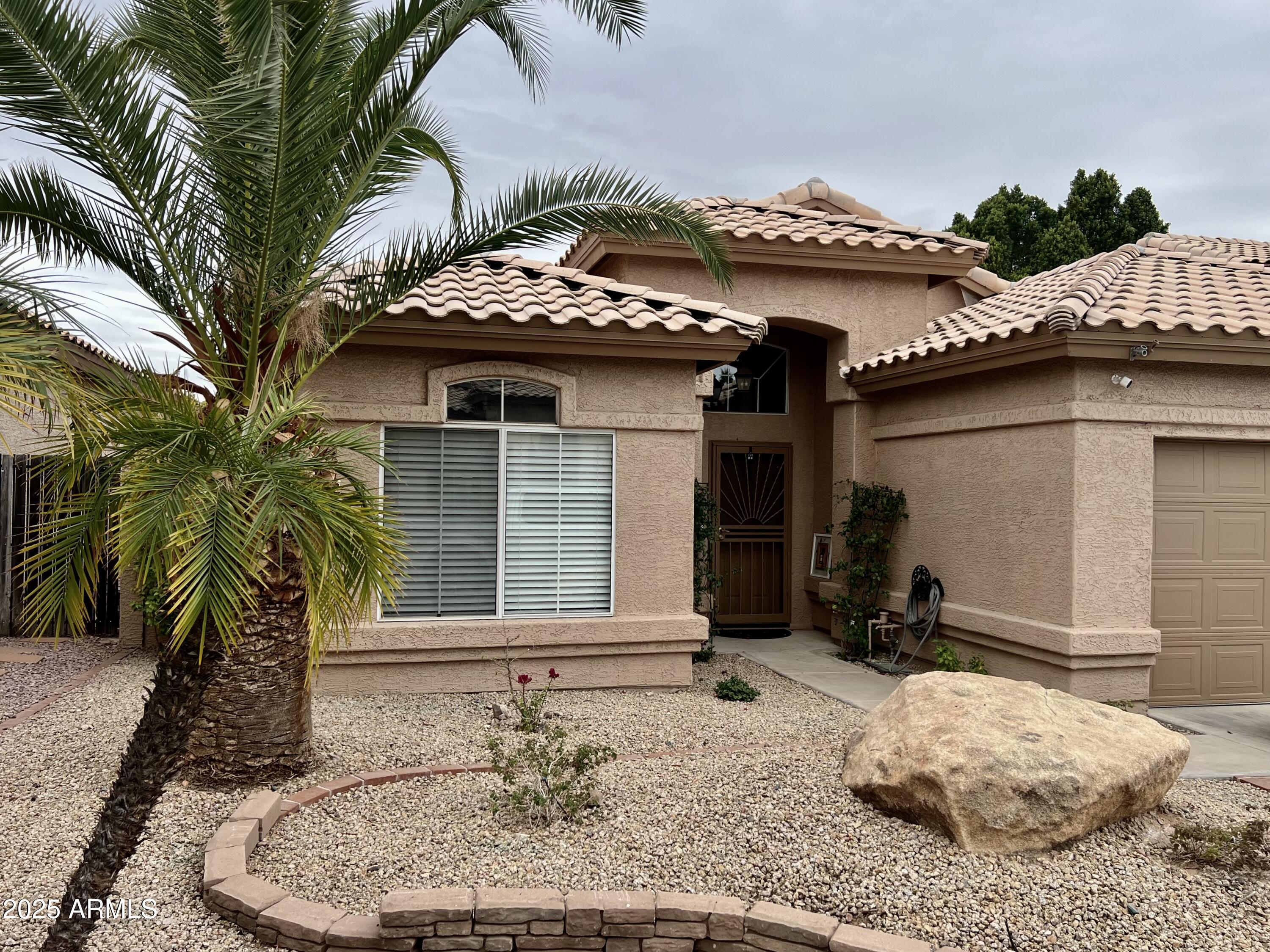 1233 East Redfield Road Phoenix, AZ 85022 - Photo 3 of 49 IMG_3590