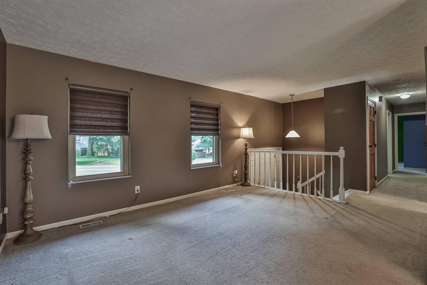 5452 Sidney Road Cincinnati, OH 45238 - Photo 5 of 25