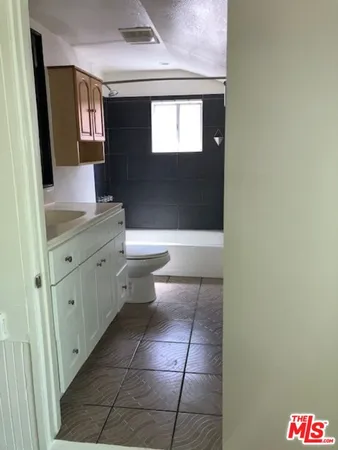 $1,200 | 2380 Allesandro Street, Los Angeles, CA 90039