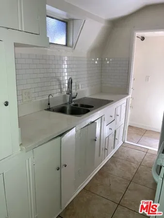 $1,200 | 2380 Allesandro Street, Los Angeles, CA 90039
