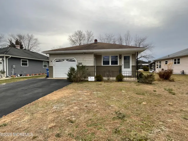 $1,900 | 554 Jamaica Boulevard, Toms River, NJ 08757
