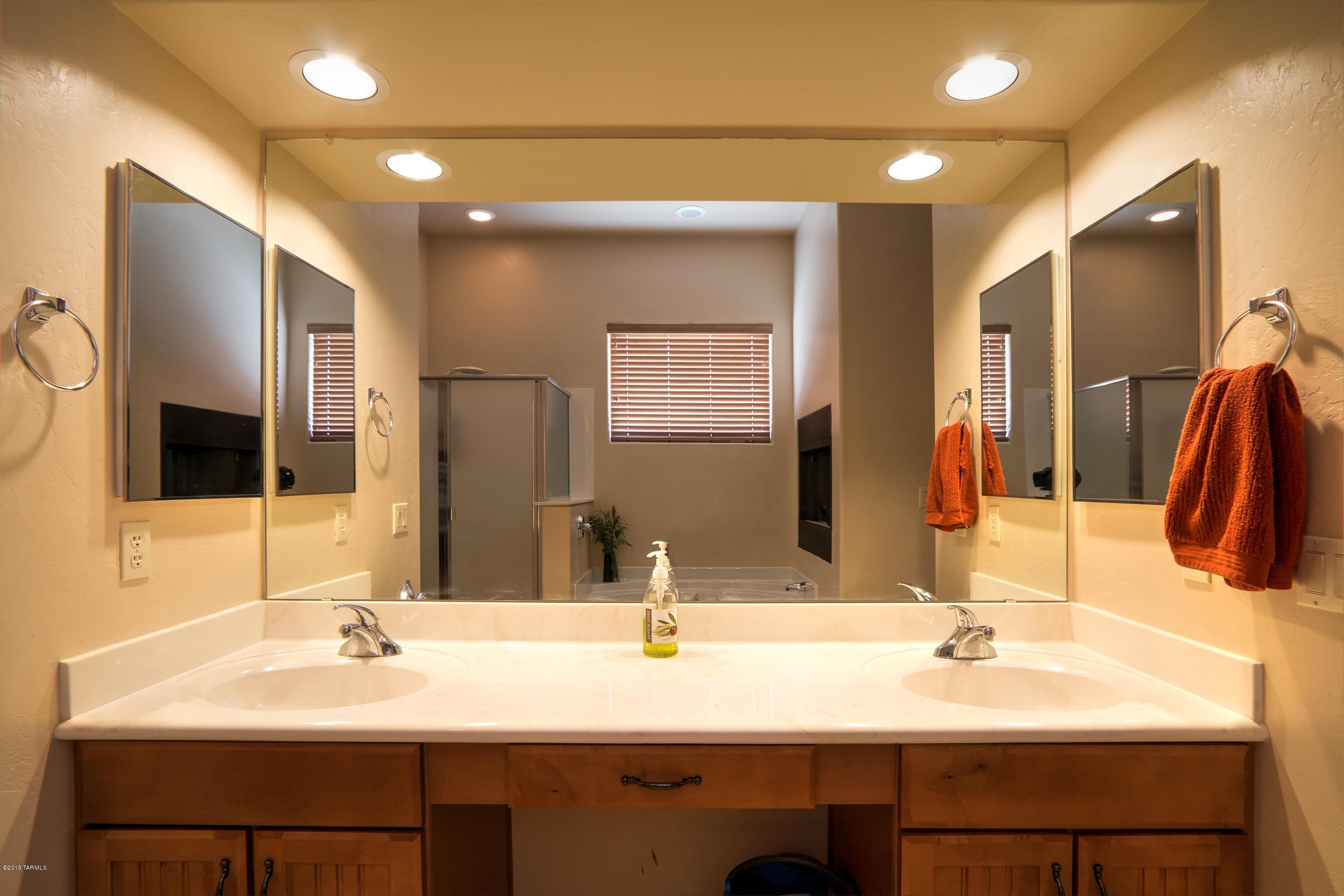 10659 East Ralph Alvarez Place Tucson, AZ 85747 - Photo 17 of 45 Gallery Image 17