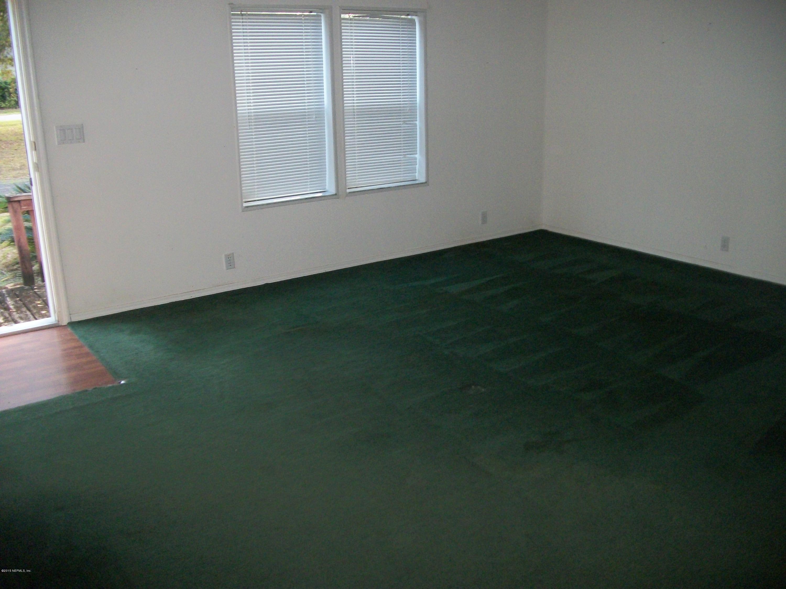 8801 Hilma Road Jacksonville, FL 32244 - Photo 10 of 26 100_4223