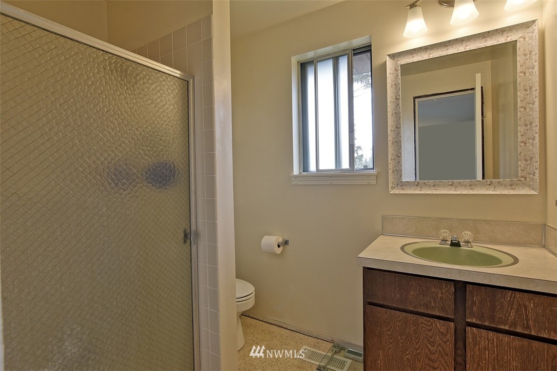 318 217th Place Southwest Bothell, WA 98021 - Photo 15 of 22