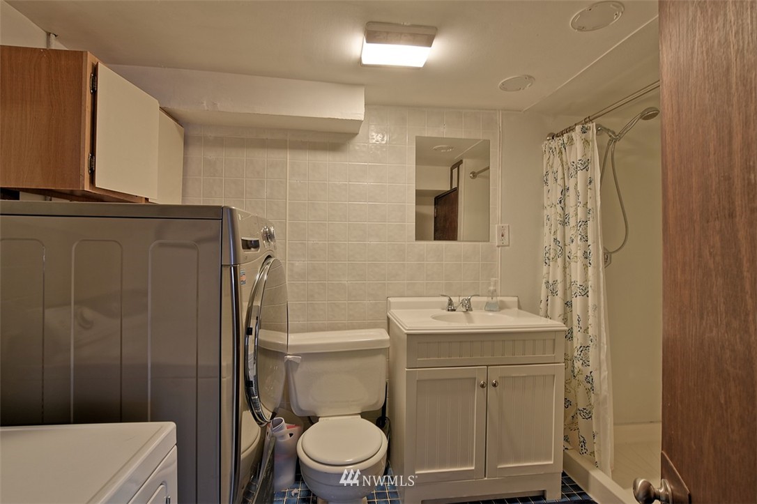 318 217th Place Southwest Bothell, WA 98021 - Photo 19 of 22