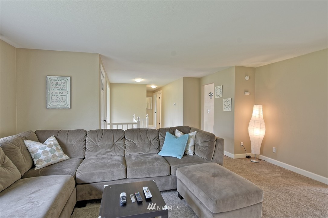 318 217th Place Southwest Bothell, WA 98021 - Photo 4 of 22