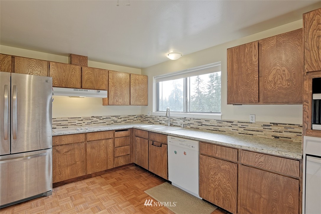 318 217th Place Southwest Bothell, WA 98021 - Photo 6 of 22