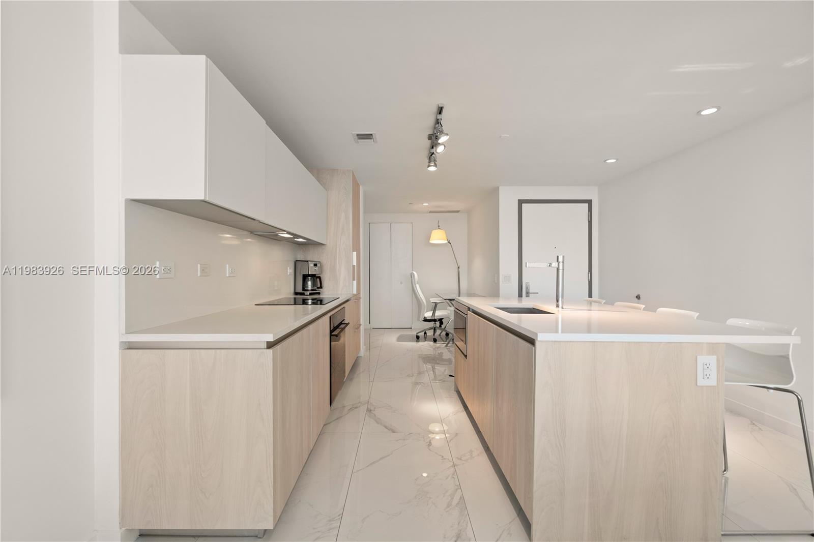 3131 Northeast 7th Avenue, Unit 1202 Miami, FL 33137 - Photo 8 of 37