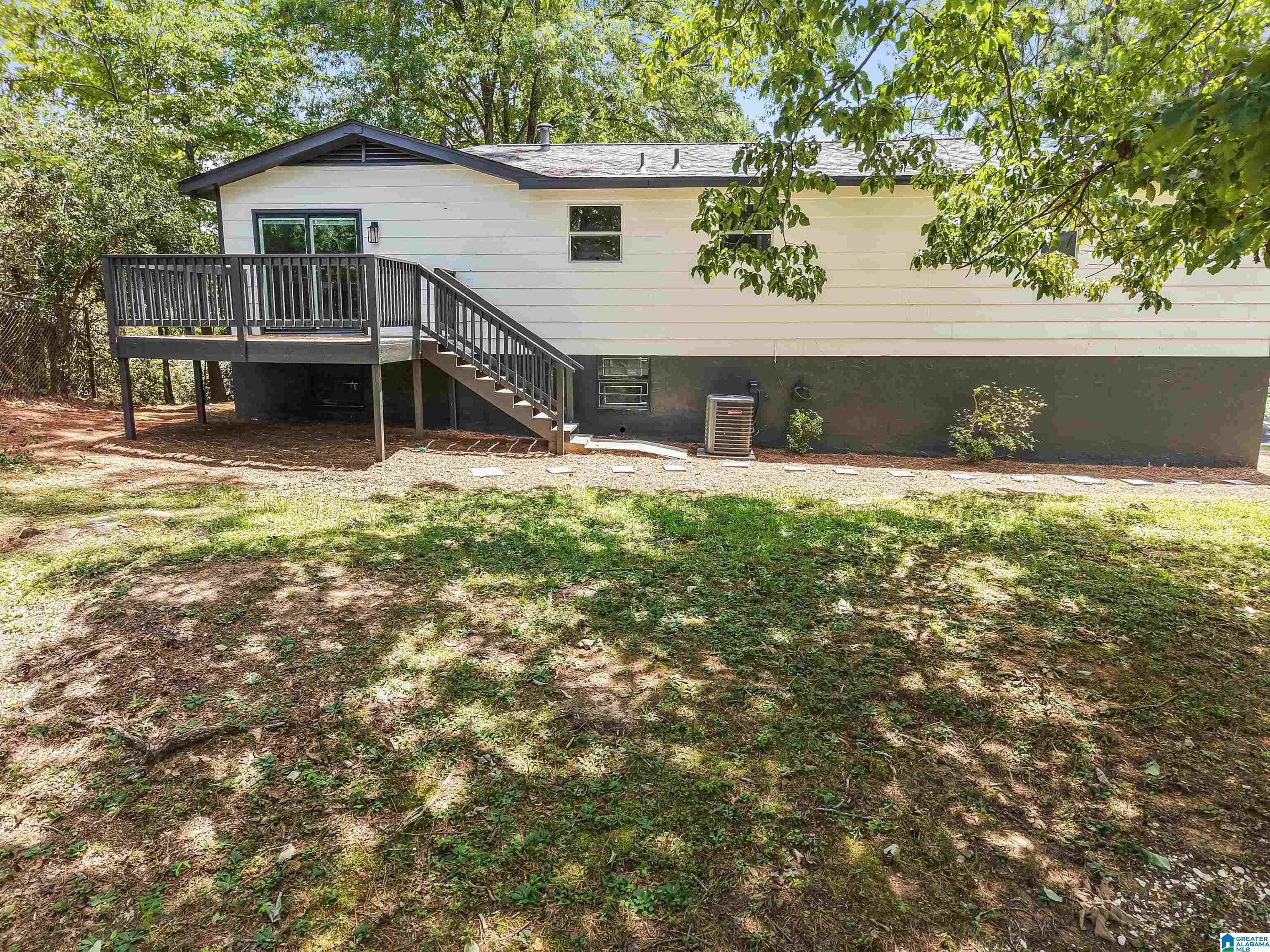 5016 Juiata Drive Birmingham, AL 35213 - Photo 3 of 23