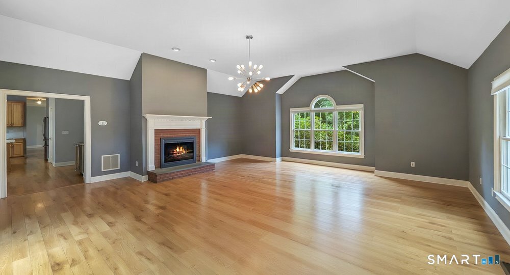 21 Cobblers Mill Road Newtown, CT 06482 - Photo 16 of 38 Gallery Image 16