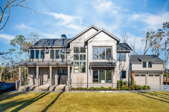 $3,299,000 | 3917 Delinger Dr Mount, Mount Pleasant, SC 29466