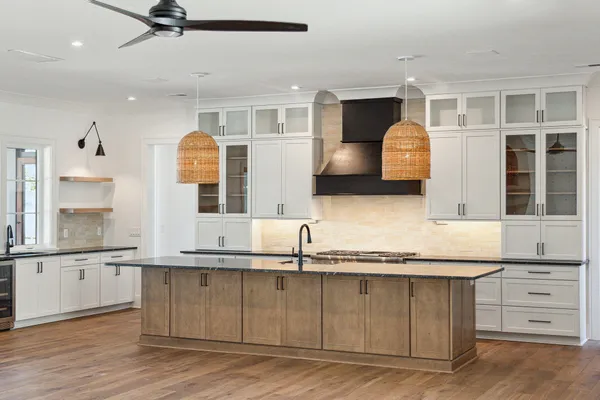 $3,299,000 | 3917 Delinger Dr Mount, Mount Pleasant, SC 29466