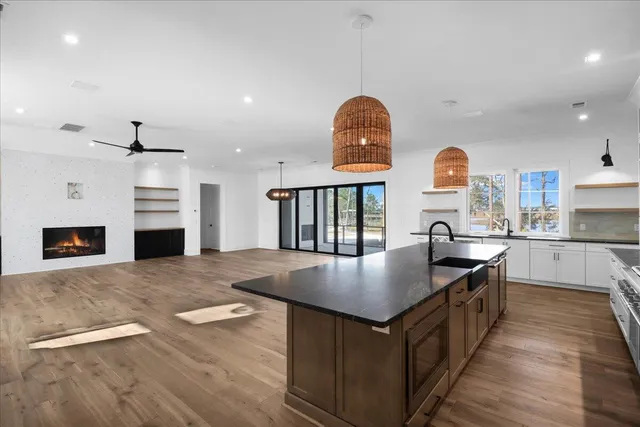 $3,299,000 | 3917 Delinger Dr Mount, Mount Pleasant, SC 29466