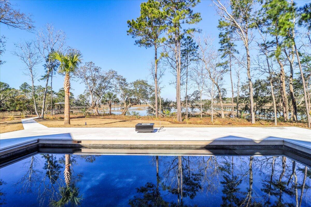 3917 Delinger Dr Mount Mount Pleasant, SC 29466 - Photo 31 of 73 This is Delinger's Point!