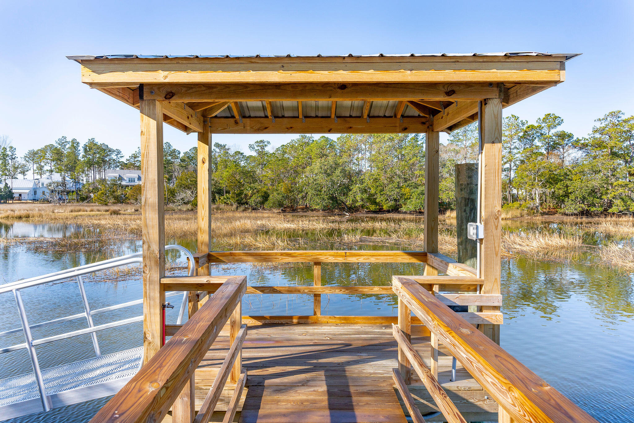 3917 Delinger Dr Mount Mount Pleasant, SC 29466 - Photo 36 of 73 Custom Dock