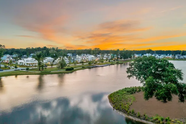 $3,299,000 | 3917 Delinger Dr Mount, Mount Pleasant, SC 29466