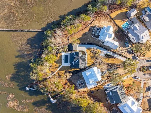 $3,299,000 | 3917 Delinger Dr Mount, Mount Pleasant, SC 29466