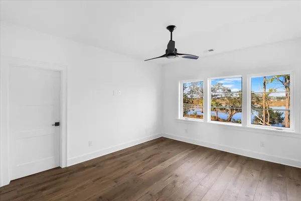 $3,299,000 | 3917 Delinger Dr Mount, Mount Pleasant, SC 29466