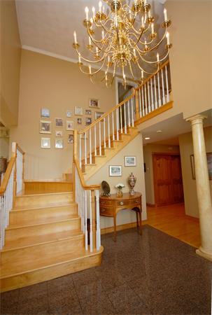 14 Mansfield Road Middleton, MA 01949 - Photo 2 of 30 Gallery Image 2