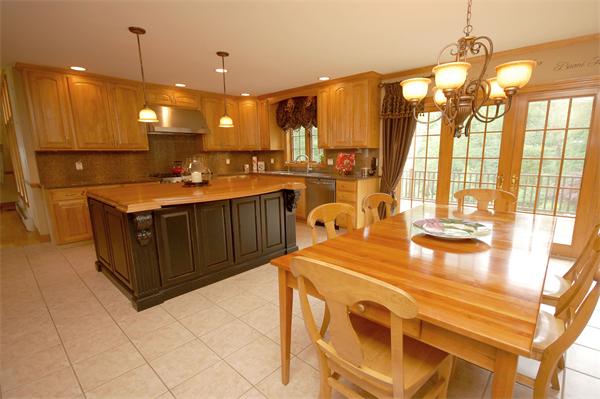 14 Mansfield Road Middleton, MA 01949 - Photo 5 of 30 Gallery Image 5