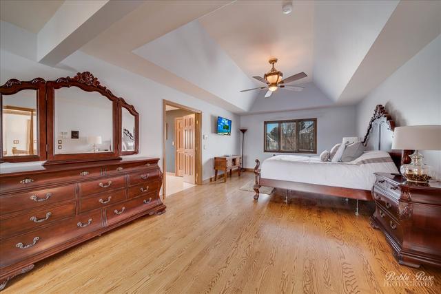2809 Turnberry Road St. Charles, IL 60174 - Photo 13 of 21 a living room with furniture and a wooden floor