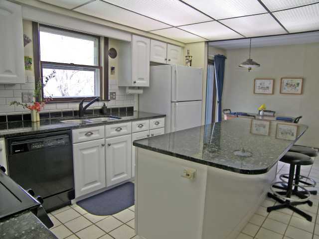 1260 Windham Road Columbus, OH 43220 - Photo 5 of 18 Gallery Image 5