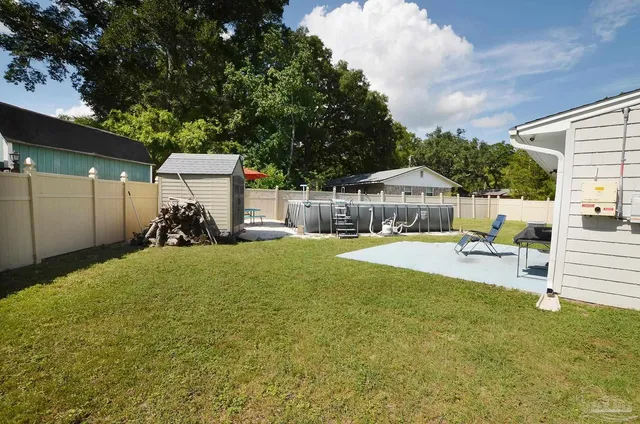 a view of outdoor kitchen outdoor kitchen and outdoor space