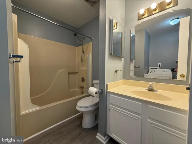 $234,900 | 54 Chelmsford Court, Middle River, MD 21220