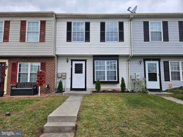 $234,900 | 54 Chelmsford Court, Middle River, MD 21220