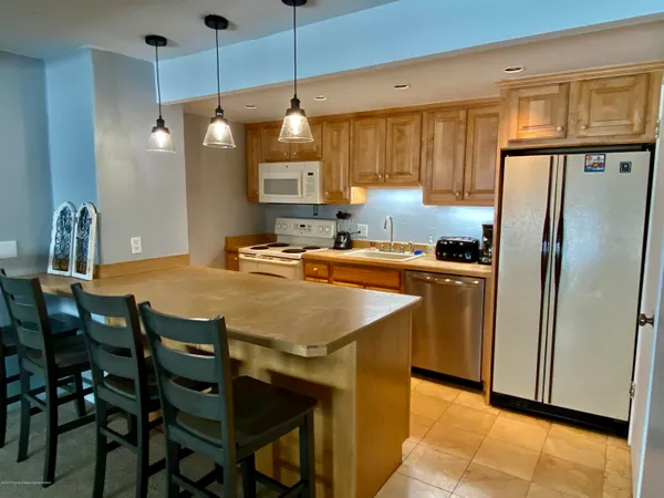 $10,500 | 630 East Cooper Avenue, Unit 18, Aspen, CO 81611