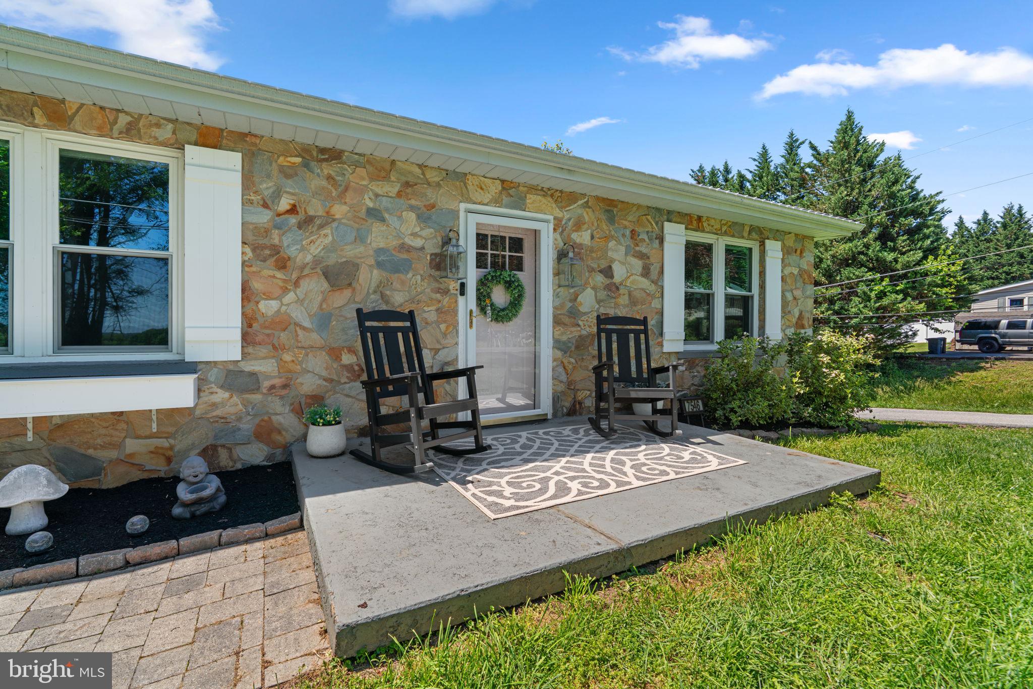7546 Woodbine Road Woodbine, MD 21797 - Photo 4 of 46