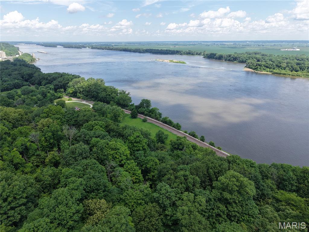 24 Monkey Run Hannibal, MO 63401 - Photo 8 of 15