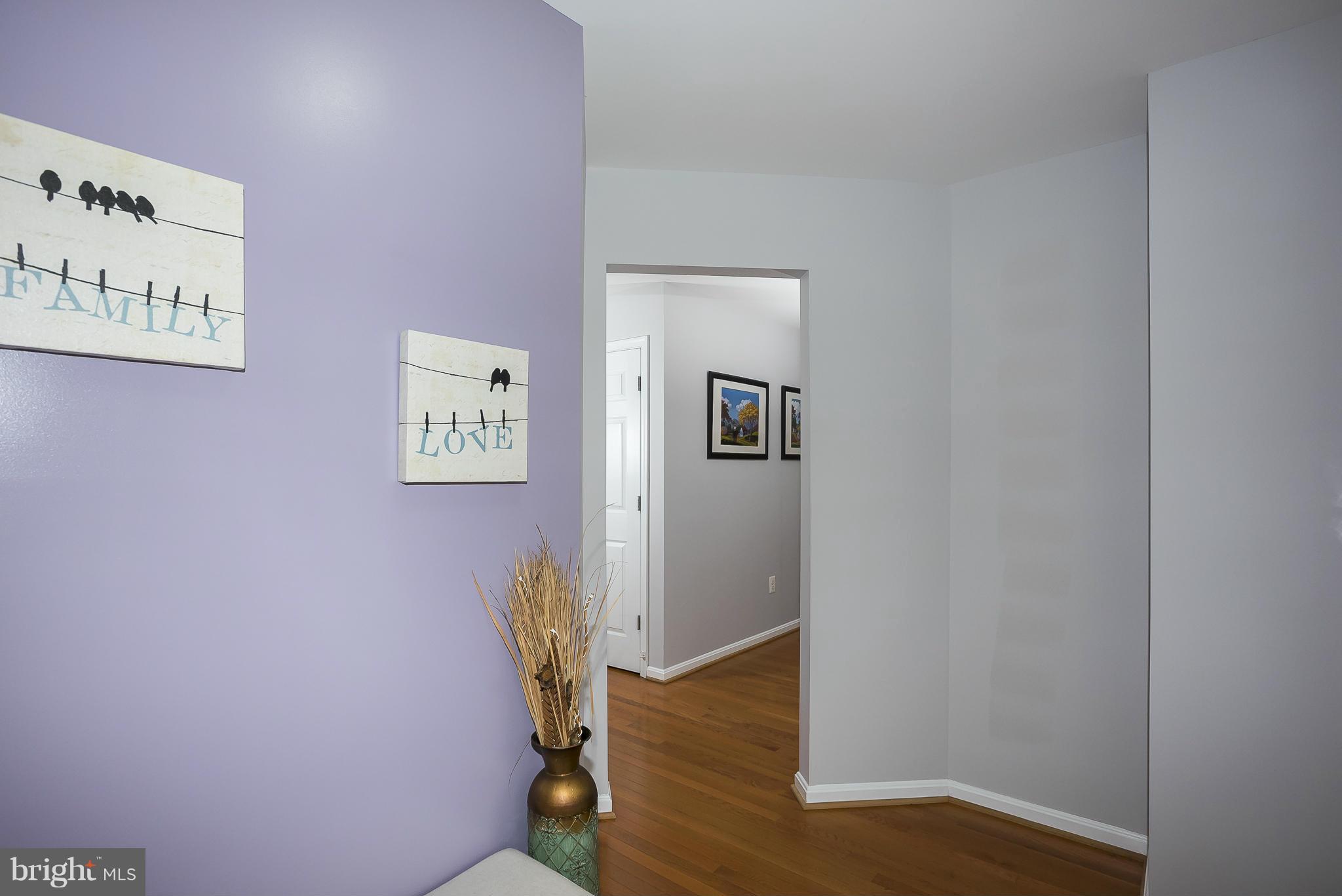 2702 Hillsdale Road Baltimore, MD 21207 - Photo 11 of 30 Interior Foyer