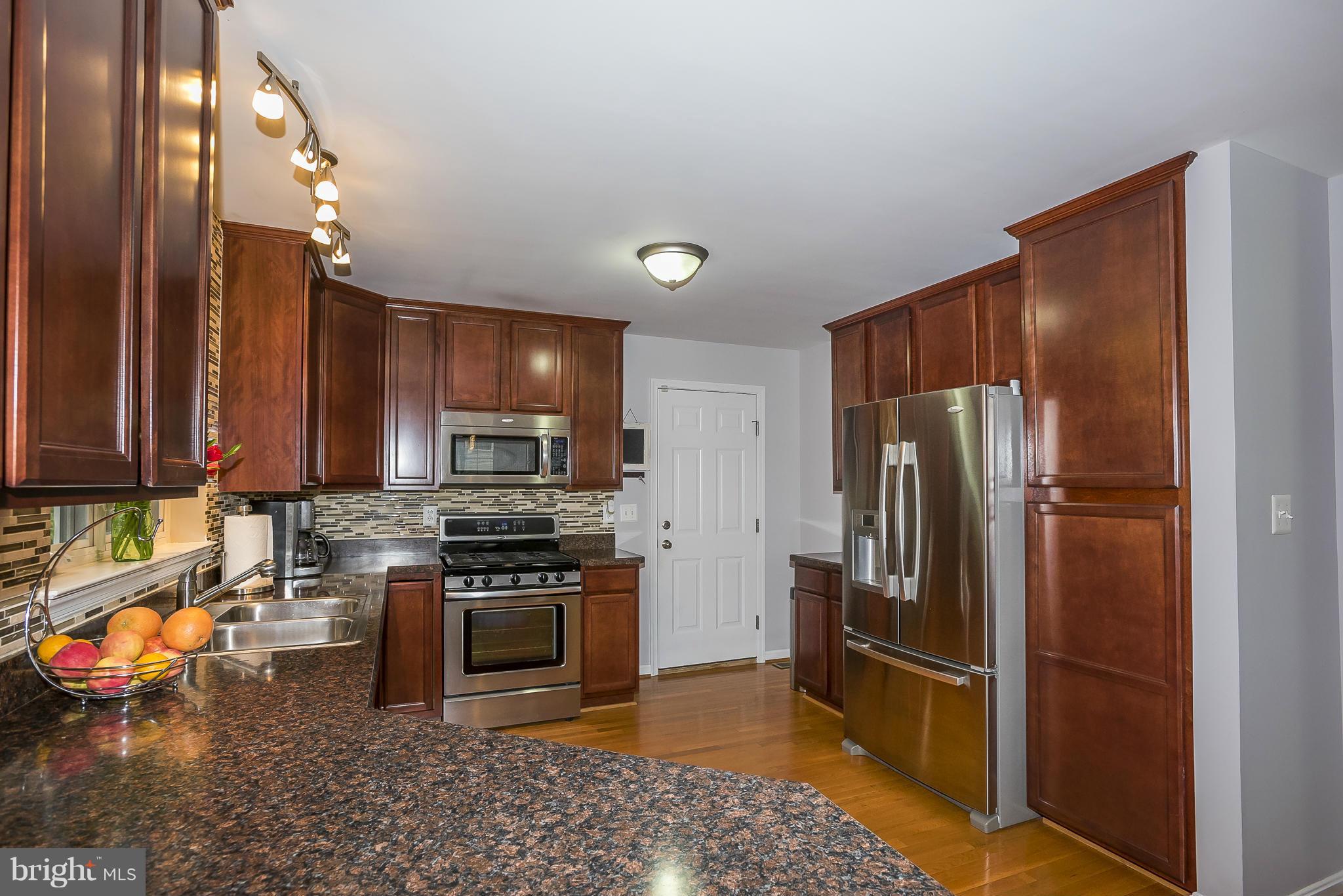 2702 Hillsdale Road Baltimore, MD 21207 - Photo 5 of 30 Kitchen