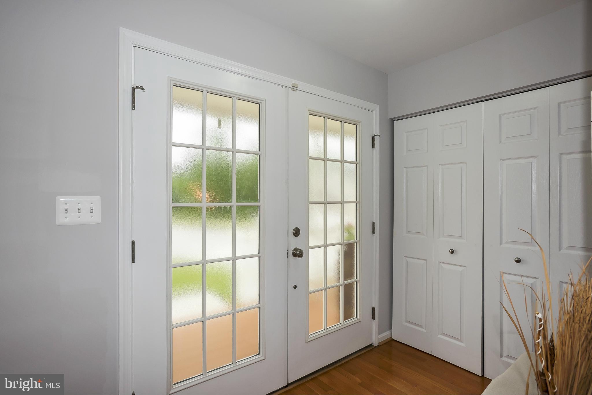 2702 Hillsdale Road Baltimore, MD 21207 - Photo 10 of 30 Interior Front Entrance