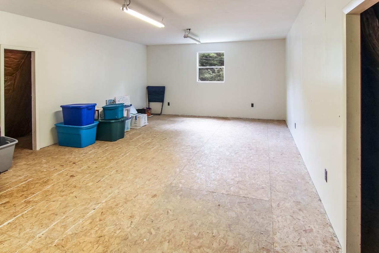 1333 East River Road Traverse City, MI 49696 - Photo 34 of 37 1877115-33.JPG