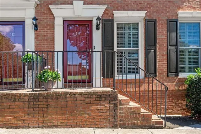 $368,900 | 112 Mt Vernon Circle, Atlanta, GA 30338