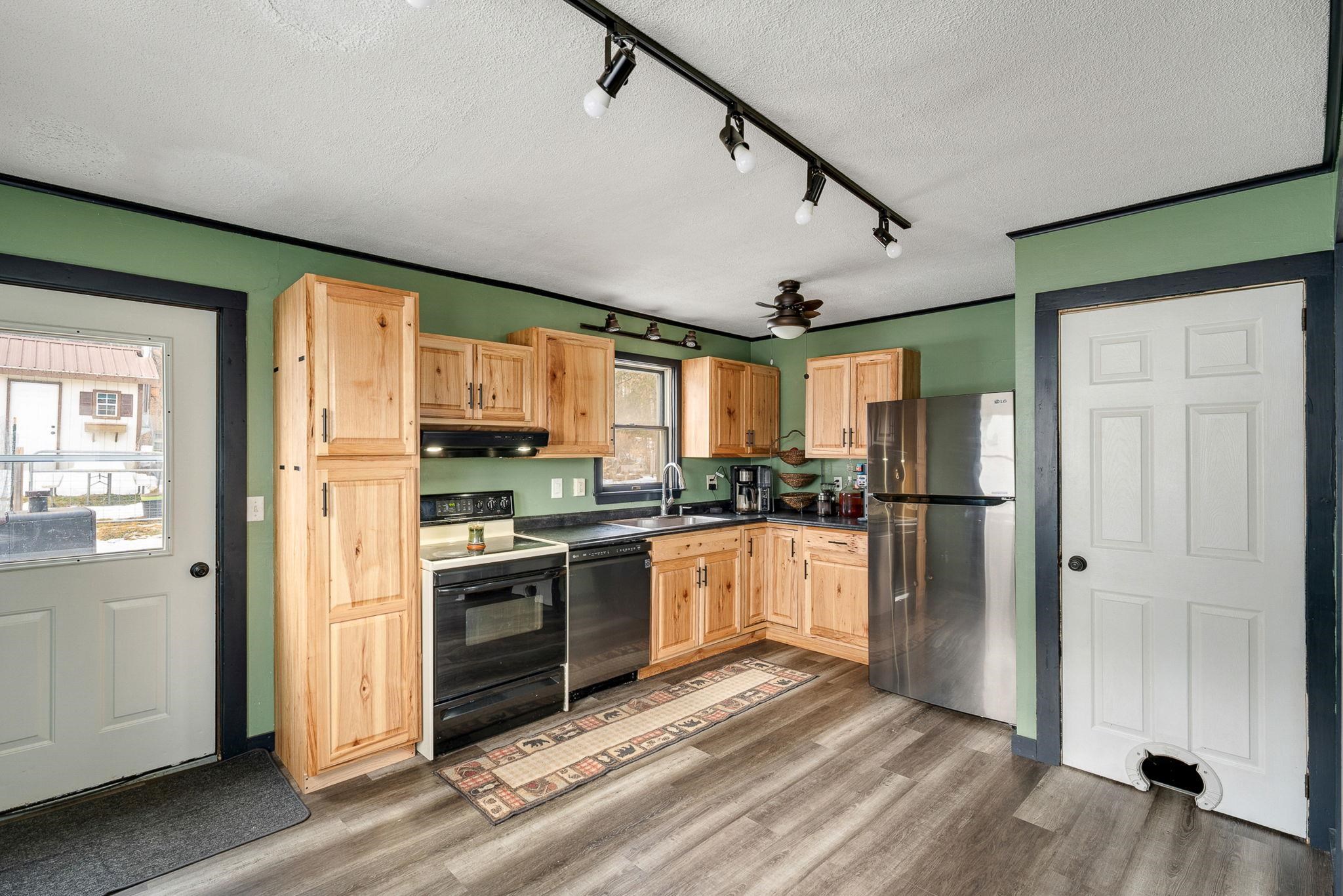 62 Washington Road Barre Town, VT 05649 - Photo 8 of 27 Gallery Image 8