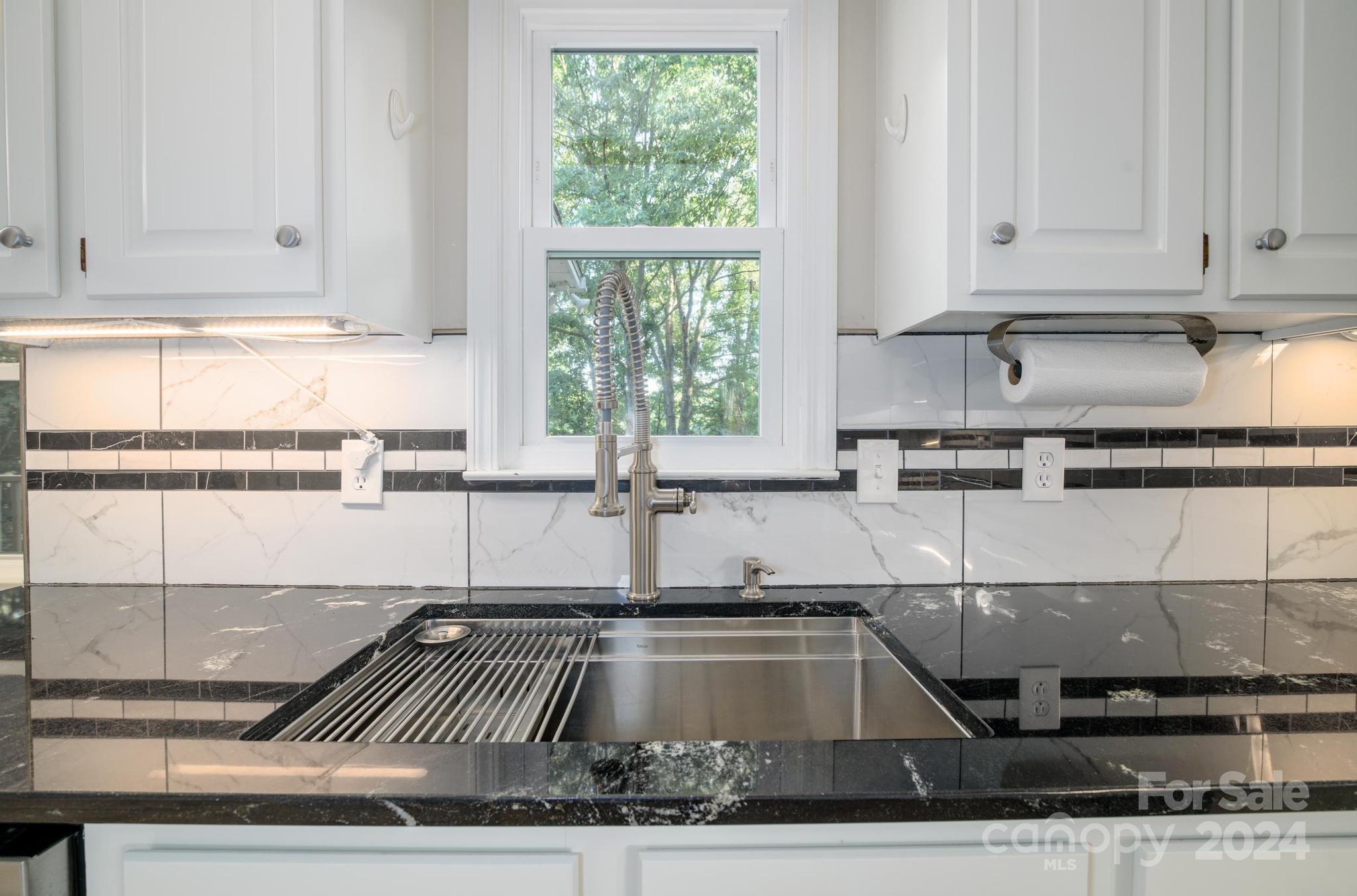 6541 Willowbottom Road Hickory, NC 28602 - Photo 12 of 47 Gallery Image 12