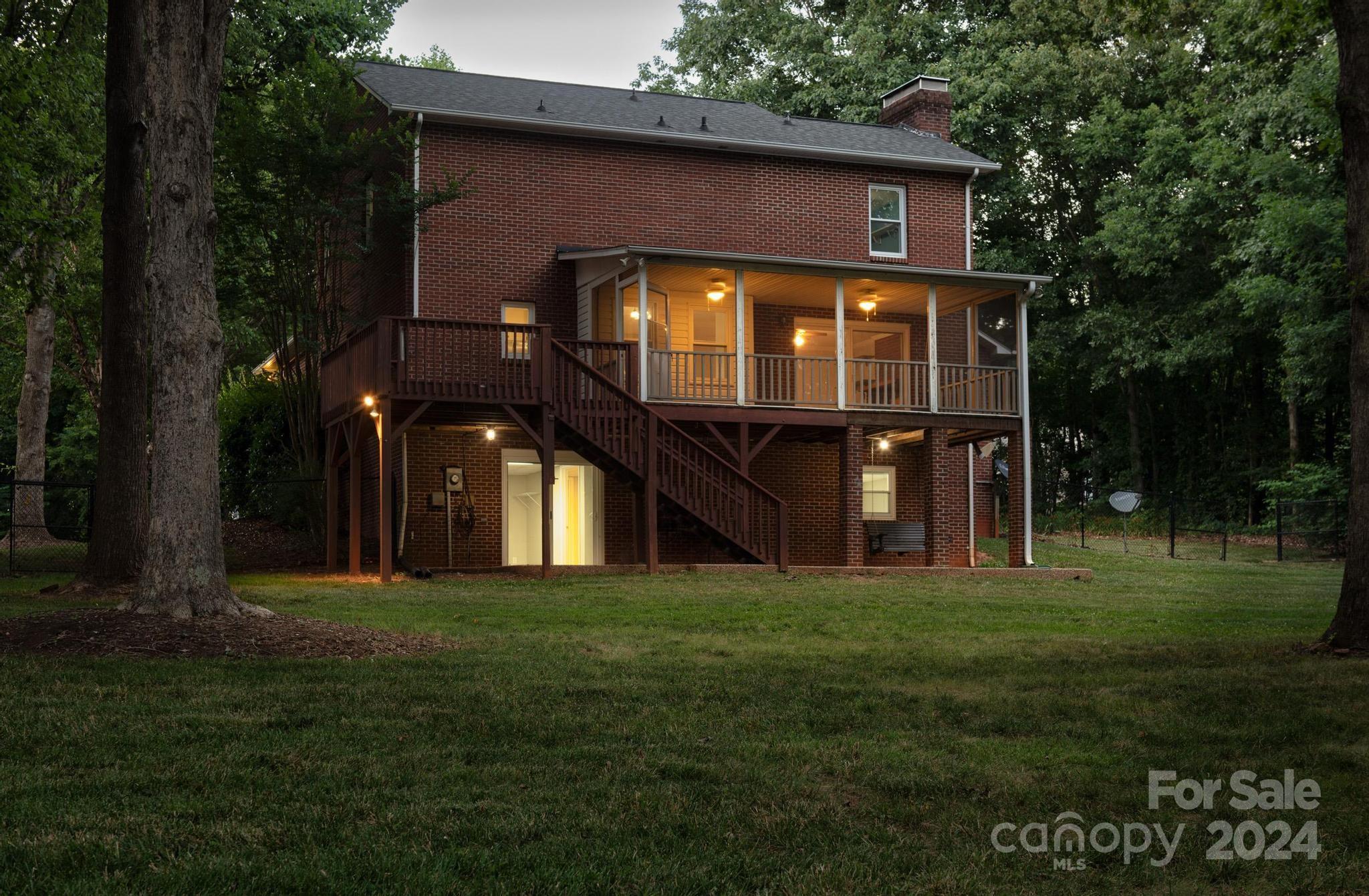 6541 Willowbottom Road Hickory, NC 28602 - Photo 4 of 47 Gallery Image 4